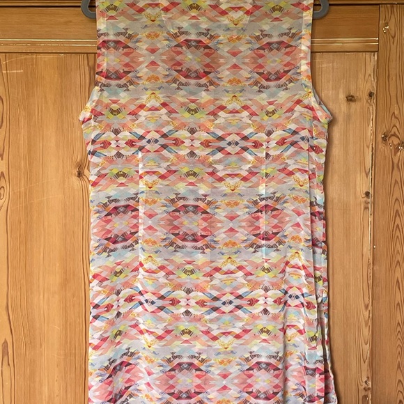 Cabi size L summer sleeveless blouse! Like new! Southwest, colorful, flattering - Picture 6 of 9